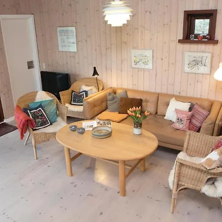Holiday home Holiday Toftekrogen Lokken
